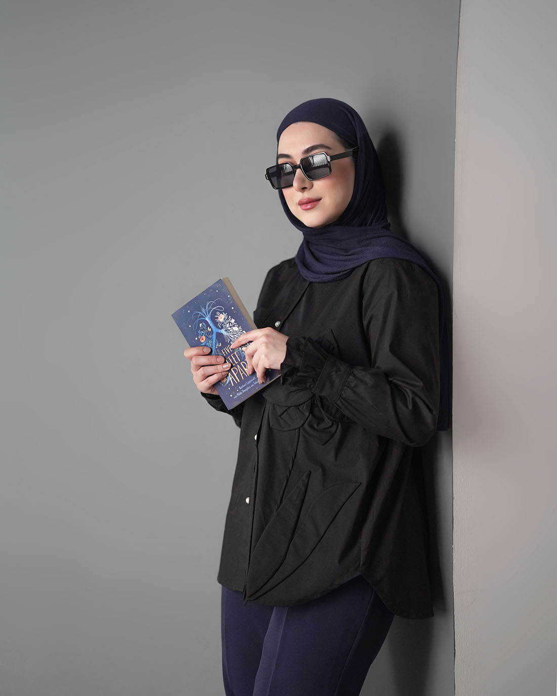 شومیز گل برجسته مشکی