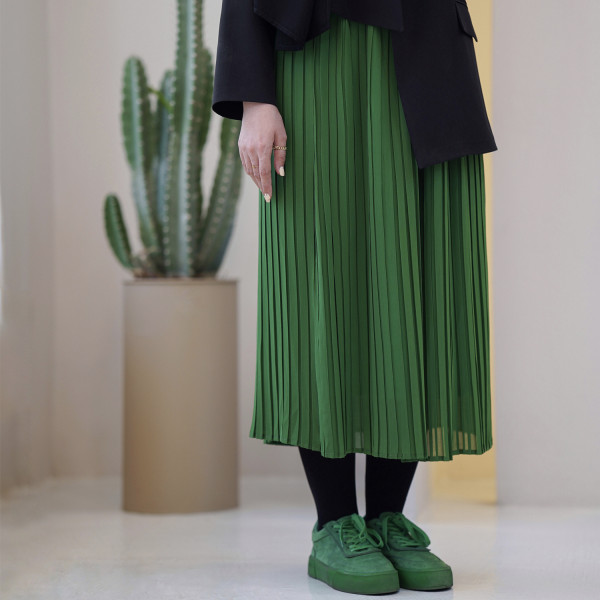 دامن پلیسه حریر سبز چمنی