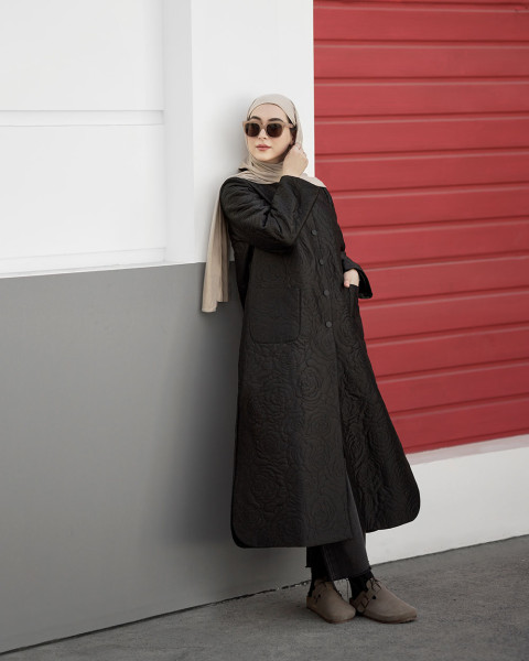 کاپشن گلدوزی مشکی