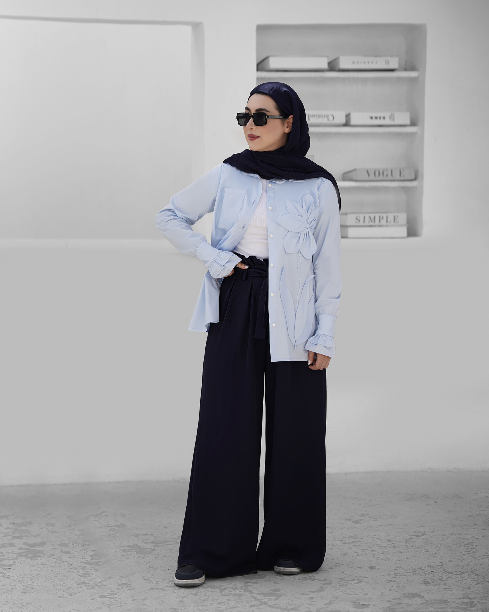 شلوار از بالا پیلی دار سورمه ایی